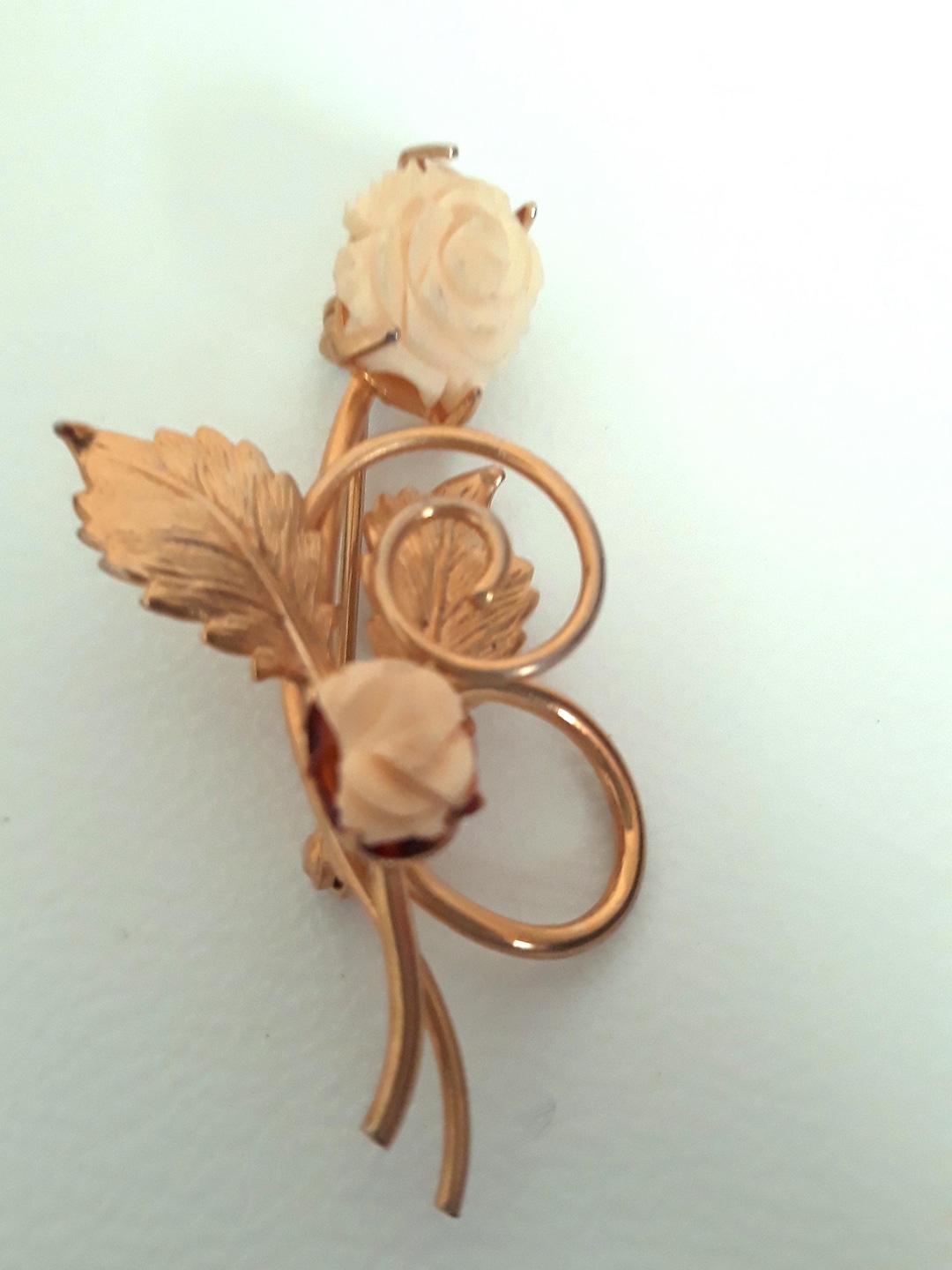 Vintage Long Stemmed Roses 2-inch Pin - Etsy