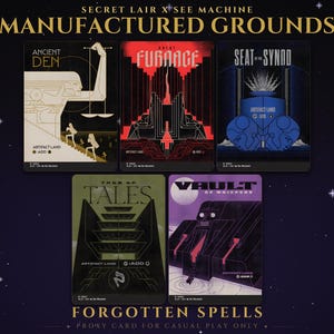 以下が含まれることがあります： Secret Lair x See Machine Manufactured Groundsと題された5枚の長方形のトレーディングカード。カードには、Ancient Den、Great Furnace、Seat of the Synod、Tree of Tales、Vault of Whispersの様式化されたイラストが、それぞれ異なるカラーパレットで描かれています。