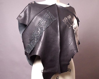 One size Leather top, Goth cape, Edgy Wear