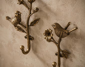Vintage Brass Floral Coat Hanger, Rustic Cottage Entryway Decor, Antique Gold Organizer