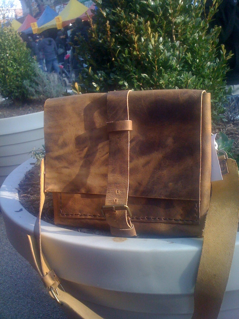 Handcrafted Leather Crossover Messenger Bag Unisex Leather Etsy
