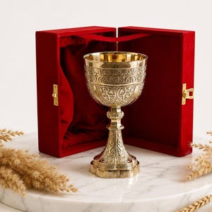 Personalized Brass Goblet, Engraved Medieval Wine Chalice, Custom Viking Goblet, Handmade Solid Brass Cup, Renaissance Gift, Red Velvet Box