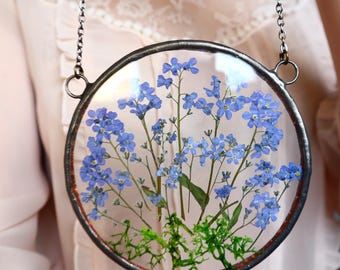 Glass Decoration with Dried Forget-Me-Not Flowers – Handmade Botanical Keepsake, Natural Floral Gift