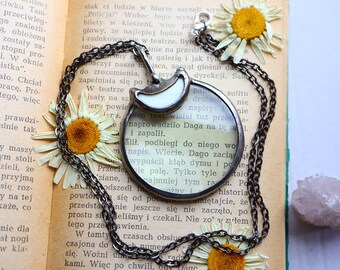 magnifying glass necklace, birthday gift for her, Loupe crescent Moon Necklace, statement necklace, christmas gift idea, Gift for her