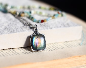 Shimmering Purple  gold Labradorite Pendant, Necklace Boho Gift for friend Handmade Jewlery