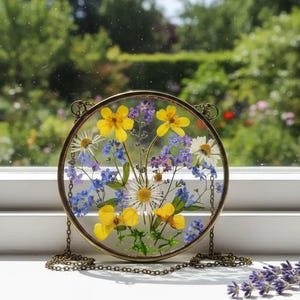 Pressed flower Suncatcher: Stained Glass Window Hanging Decoration