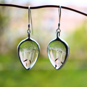 cadeau pour elle, boucles d&#39;oreilles pissenlit, boucles d&#39;oreilles nature brute, boucles d&#39;oreilles terrarium, bijoux terrarium, bijoux bohème