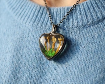 Real Mushroom Terrarium Necklace – Handmade Glass Fungi Pendant
