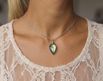 Shiny Labradorite Pendant, Necklace Boho Gift for friend Handmade Jewlery