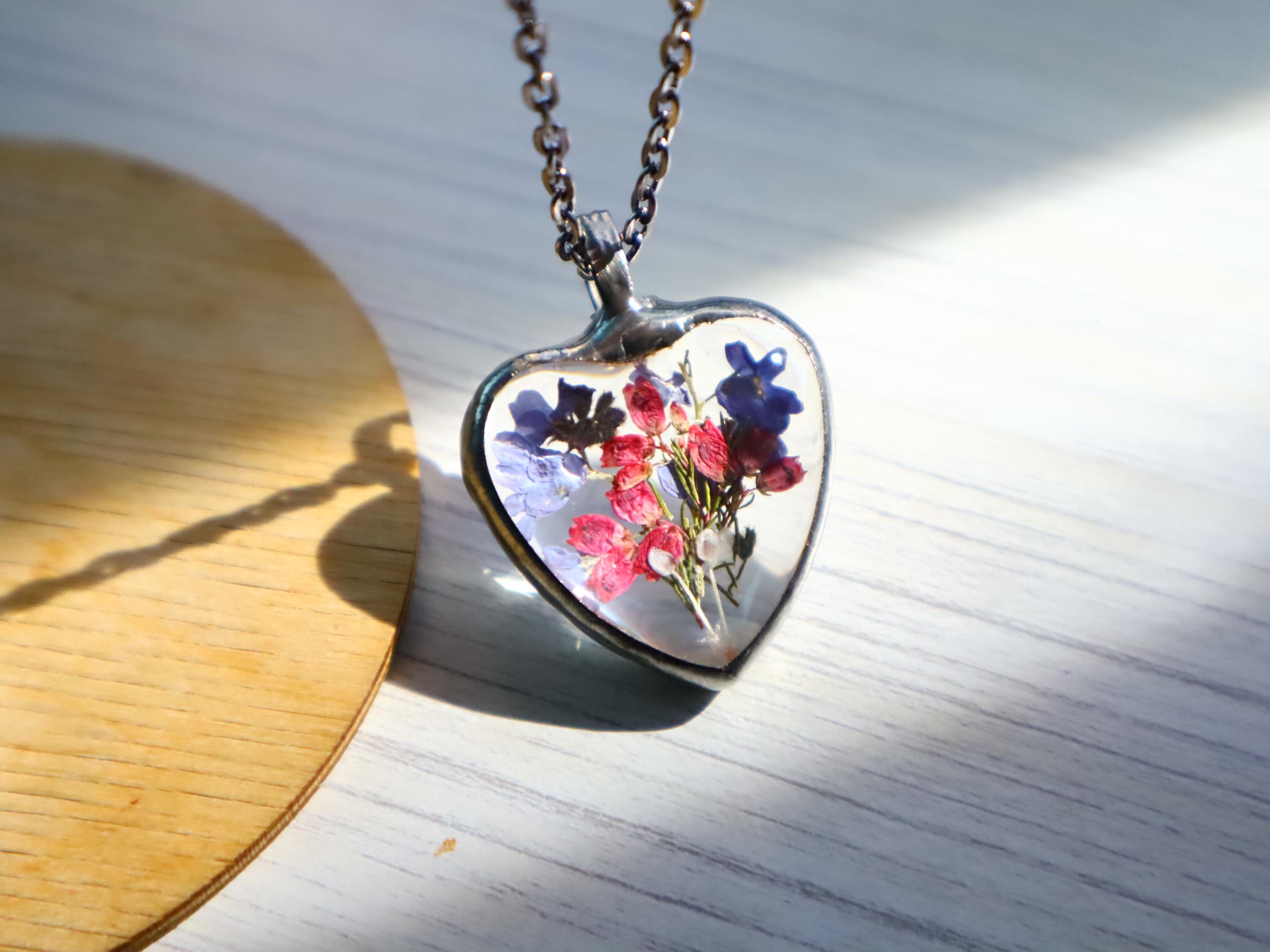 Pressed Forget-me-not Heather Flower Necklace: Herbarium Pendant