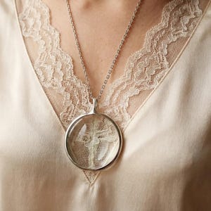 Collier bleu CALCÉDOINE, collier en verre MAGNIFYING, pendentif Loupe en loupe, cadeau pour les gits faits à la main de grand-mère