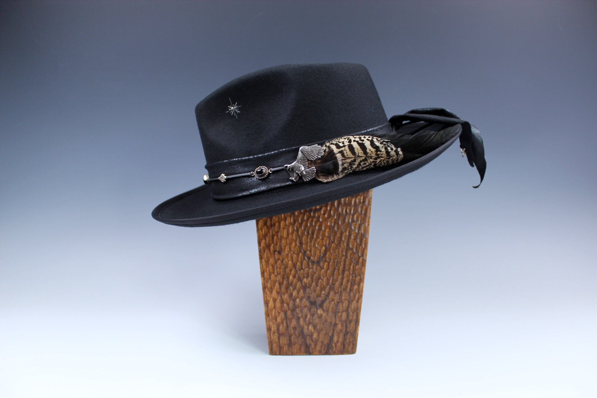 Vintage Eagle Hat Black Wool Wide Brim Fedora Concho Band Small Black Western Cowboy Fedora Hat with Gold Concho Eagle Chain  main image 3