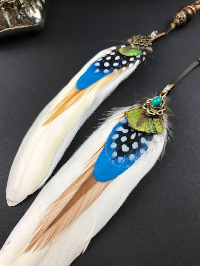Classic Turquoise and Cream feather hair extension clip image 5
