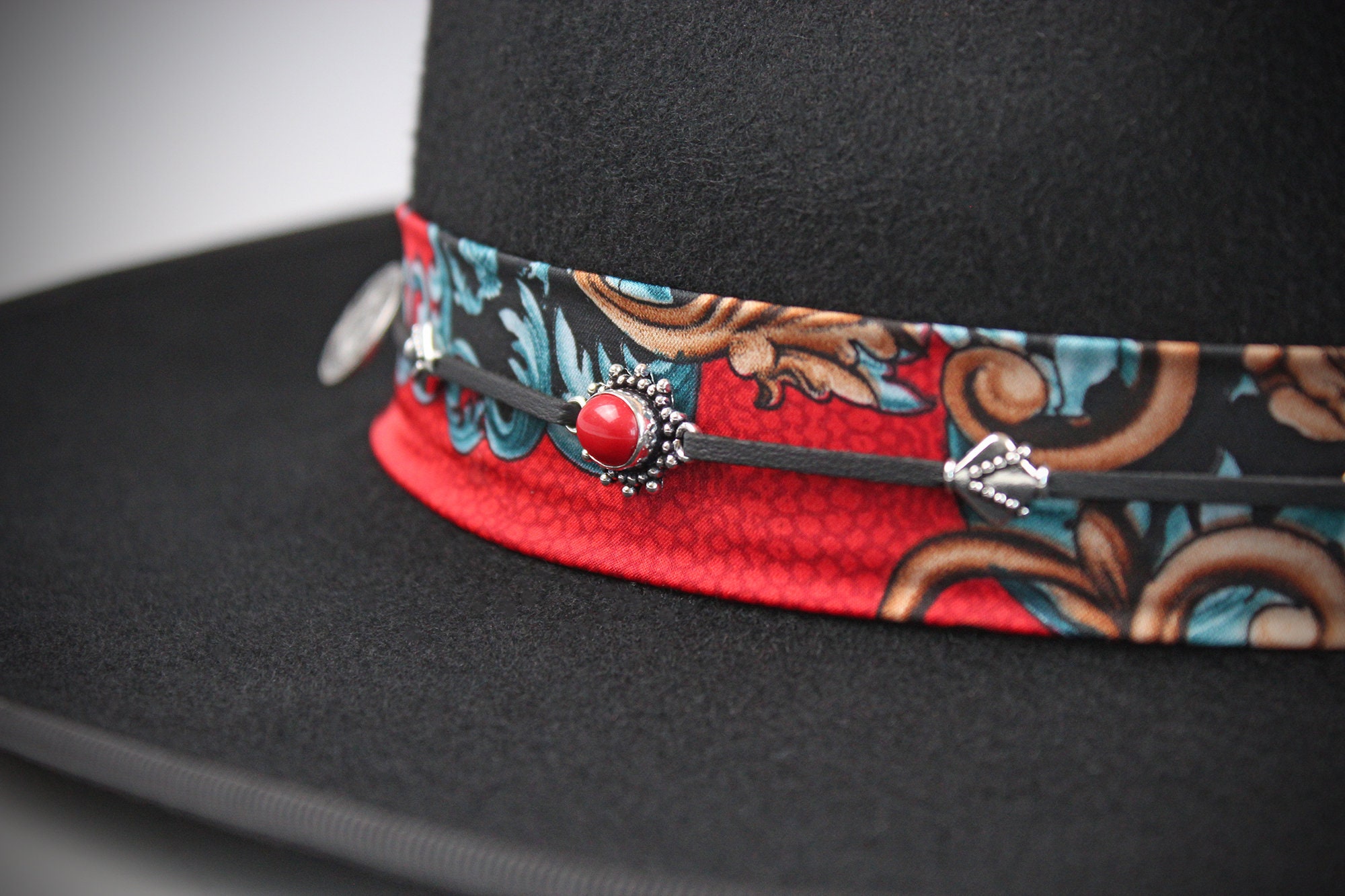 ? Free People Kimi Rancher Black Fedora Hat with Multicolored Patterned Band Blood Orange Flex Fitted Tie Dye Festival Hat (Grateful Dead  main image 3