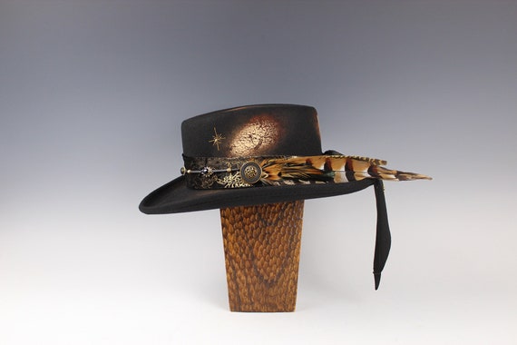 Marrakech Nights Gambler Hat: Wool Felt Fedora With Feather  display picture 3