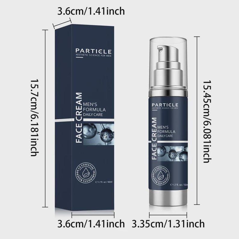 Op de afbeelding: Een marineblauwe gezichtscr&egrave;me set met fles en doos. De doos is 15,7 cm hoog en 3,6 cm breed. De fles is 15,45 cm hoog en 3,35 cm breed. De tekst luidt "Particle Aesthetic Science for Men, Face Cream, Men's Formula Daily Care."