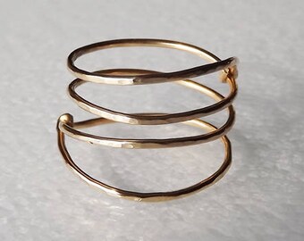 Gold Coil Ring - Hammered Gold Filled Spring Ring - Gold Ring - Wrap Ring - Stacking Rings