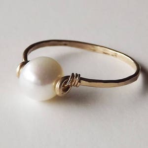 Pearl Ring - June Birthstone Ring - Freshwater Pearl Hammered Gold Filled Ring - Gold Ring - Stacking Ring