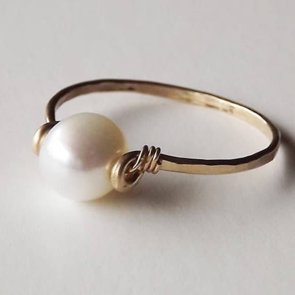 Pearl Ring - June Birthstone Ring - Freshwater Pearl Hammered Gold Filled Ring - Gold Ring - Stacking Ring