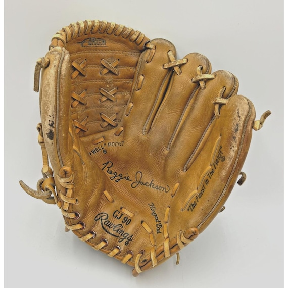 VTG 11" Rawlings Reggie Jackson Baseball Glove GJ90 Deep Well Pocket Right Throw