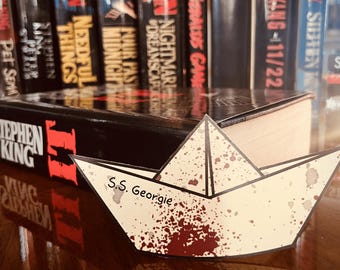 IT (Stephen King Lesezeichen) - Georgie's Paper Boat | George Denbrough | Bill Denbrough | Pennywise | Horror-Fan | Horrorkunst