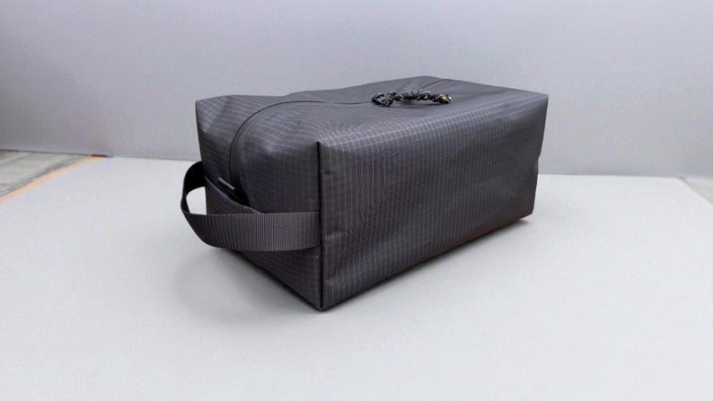 Ultralight Summit Series Zip Pouch | UltraGrid, Ultra TX95, Venom Eco Organizer image 9