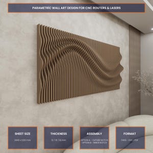 Op de afbeelding: Een bruin, parametrisch wandkunstontwerp voor CNC-routers en lasers. Het kunstwerk heeft een golfachtig patroon gemaakt van verticale houten latten. De plaatgrootte is 2440 x 1220 mm, met een dikte van 12/16/18 mm. Montageopties: buiten- en binnensnede.