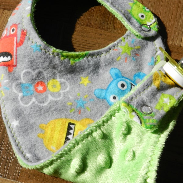 Binky Bib PATTERN and sewing tutorial-INSTANT DOWNLOAD