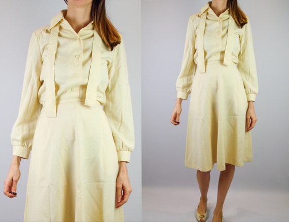 1970s two piece skirt and blouse set / creamy vint