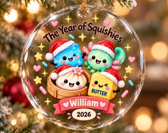 Het Jaar van de Squishies - Gepersonaliseerd 3D opblaasbaar glazen ornament, glazen aandenken 'Het Jaar van de Squishies', kerstcadeau voor kinderen met eigen naam