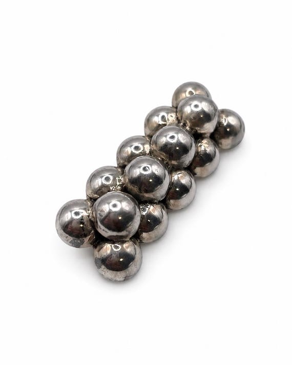 Vintage Mexican Sterling Silver Grape Cluster Brooch – Mexico – Sculptural Grape Bunch – 9.8g