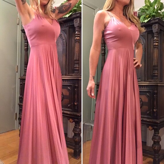 Vintage 1970s Mauve Pleated Satin Faux Cross Bodi… - image 2