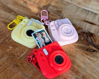 Personalized Camera Keychain • Custom Photo Holder, 3D Printed PLA Accessory