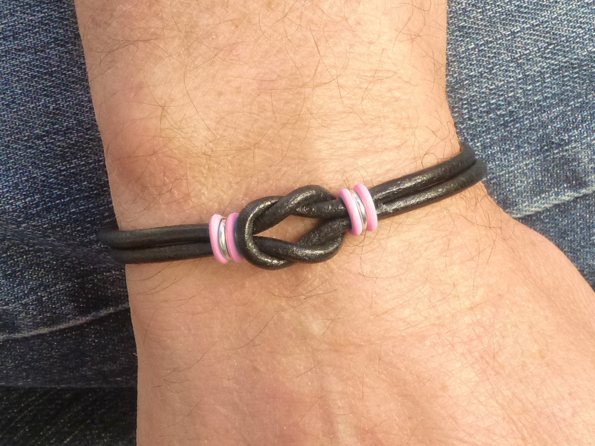 Mens Breast Cancer Awareness Celtic Love Knot Bracelet Black pic