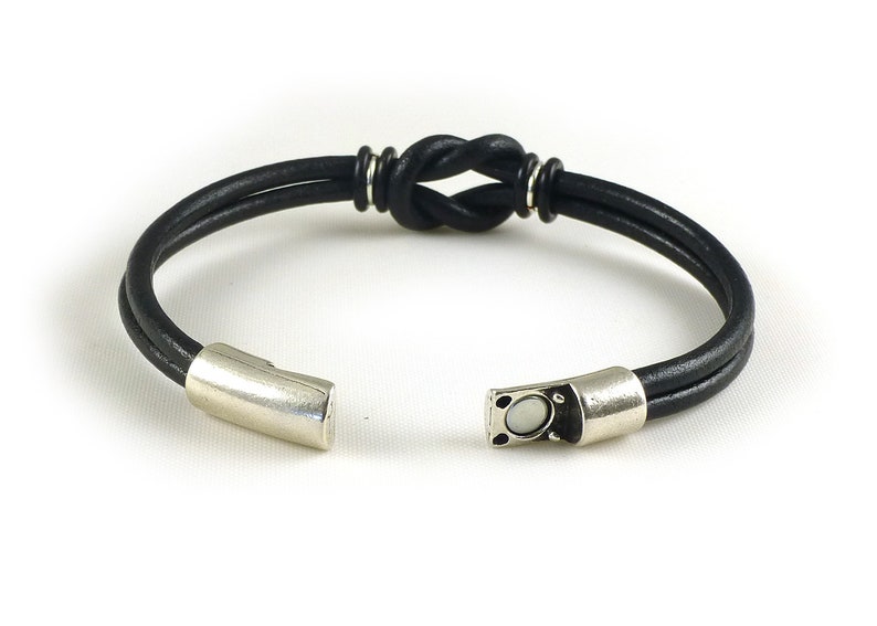 Bracelet Cuir Assassin's Creed - Style Gaming Noir - Neuf Avec étiquettes