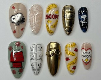 Kawaii Snoopy Press On Nails Cute Woodstock Fake Nails Peanuts Press Ons Red Dog House Gold Pilot Goggles Comic Grid Heart Lace Starry Nails