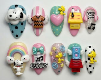 Snoopy Nails Press On Nails Cute 3D Character Fake Nails Rainbow Y2K Pop Music Press Ons Kawaii Woodstock American Cartoon Bow Gift Nails