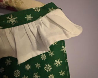 Snowflake Cotton Waist Chef Apron.  Handmade in green and white ruffle.