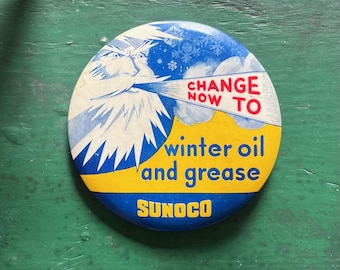 1940s Sunoco Motor Oil Celluloid Advertising Pin "Change Now To Winter Oil And Grease" Service Station Attendant Uniform Jacket Advertising