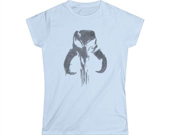 Faded Black Women's Punisher Mythic Skull Mandalorian Mythosaur Tee | Star Wars Inspired Shirt