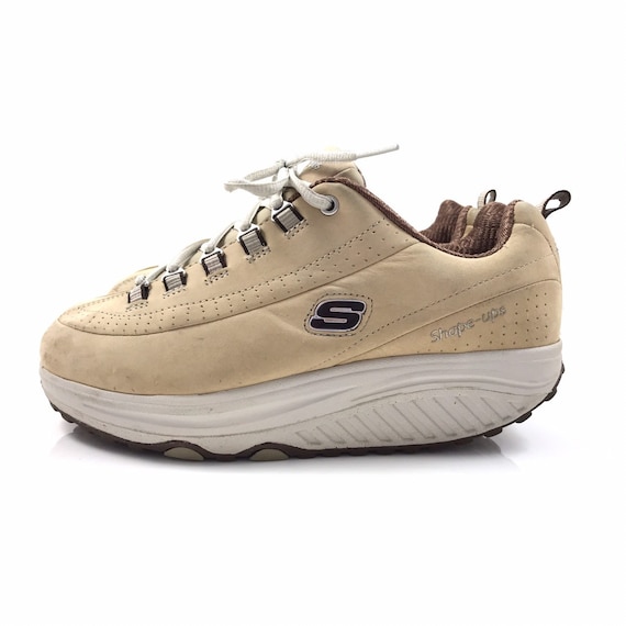 90's SKECHERS tan suede shape up 