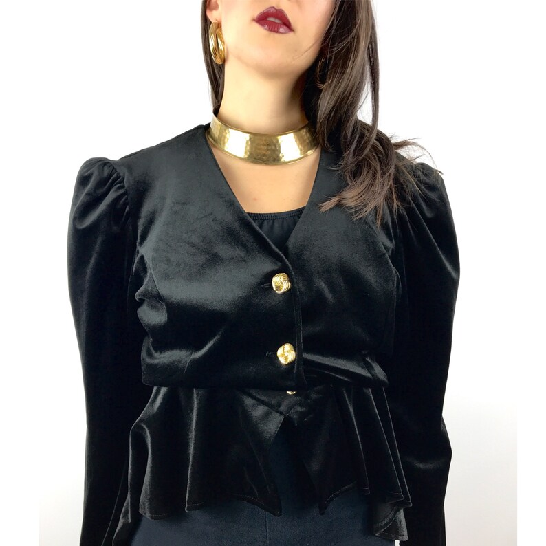 Vintage MISS DORBY black velvet peplum blouse