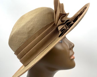 1950’s woven waxed raffia summer hat with large fan bow PARIS/TOKYO