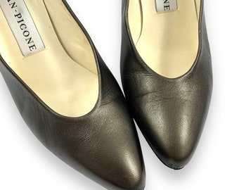 1970's EVAN PICONE metallic bronze leather cured heel pumps