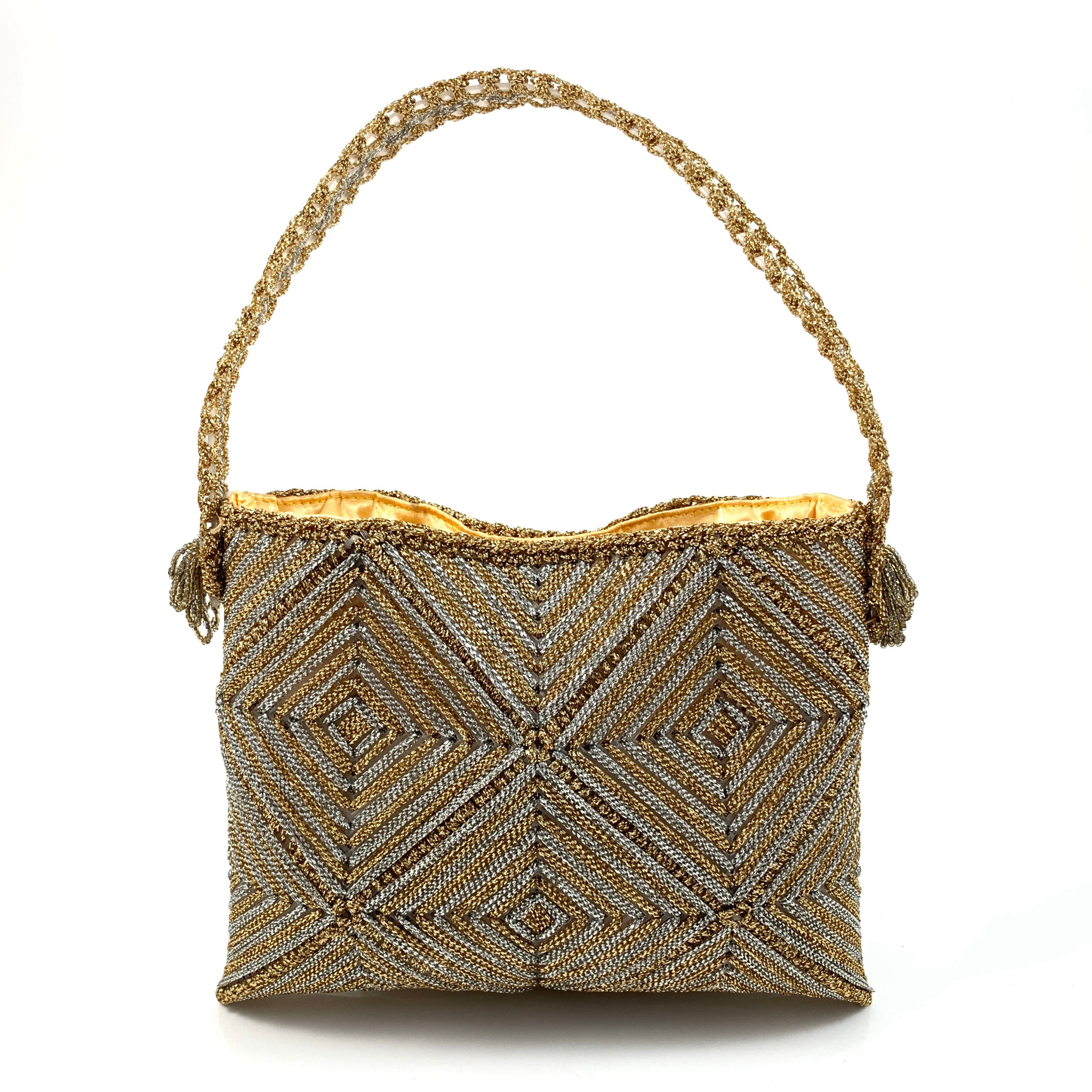 vintageマルシェ袋【ばにらしぇーく様】ご希望品 Rare 1950's Japanese Metallic Silver and Gold Crotchet Purse