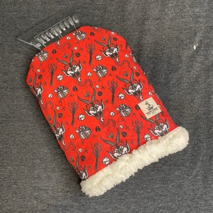 Ice Scraper Mitt - Krampus