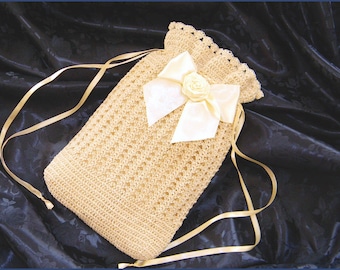 Civil War Victorian Beige Cream Hand Crochet drawstring RETICULE PURSE with Pearls and Rose