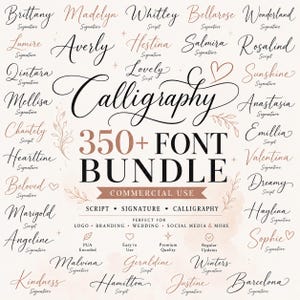 Puede incluir: Un paquete de fuentes digitales con más de 350 fuentes, incluyendo estilos de escritura, firma y caligrafía. El diseño incluye ejemplos de fuentes y la palabra "Calligraphy". Perfecto para logotipos, branding y redes sociales.