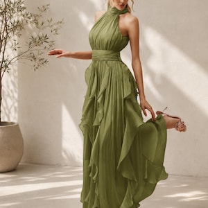 Elegante vestido largo de mujer con escote halter, vestido de noche plisado sin mangas, vestido de fiesta vaporoso, vestido para invitada de boda y para ocasiones formales.