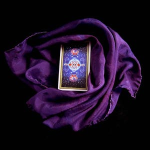Neues Lila Tarot Altar Tuch - Handgefärbt 20 "x 20"...100% Seide